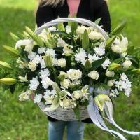 Корзина с цветами Жгучее пламя